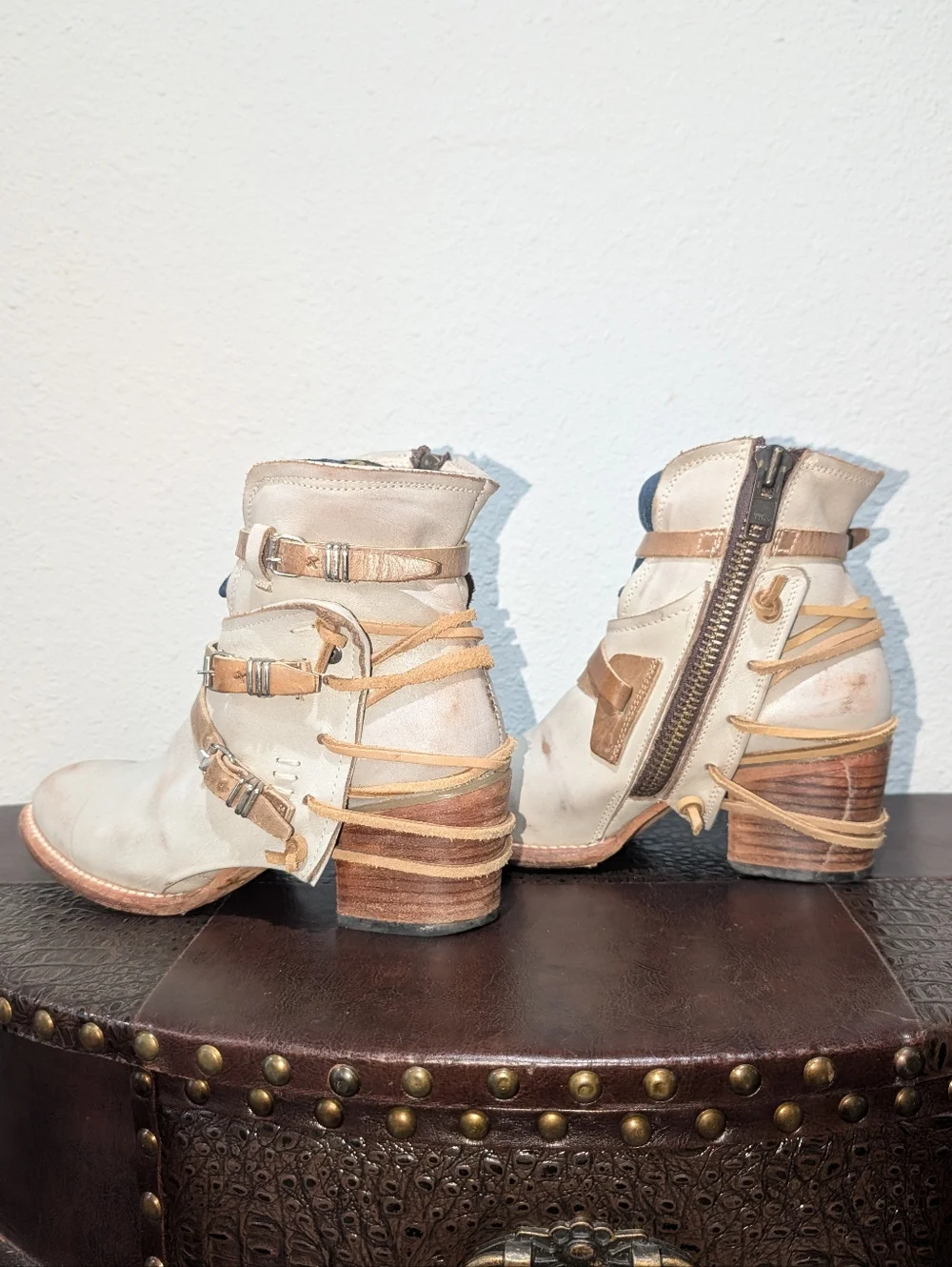 FreeBird CRUE Ice Ankle Boots size 9